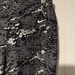 Nike leggings